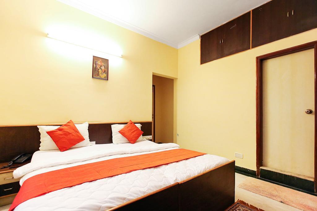 Oyo 4606 Hotel Maple Green Suites Bangalore Room photo