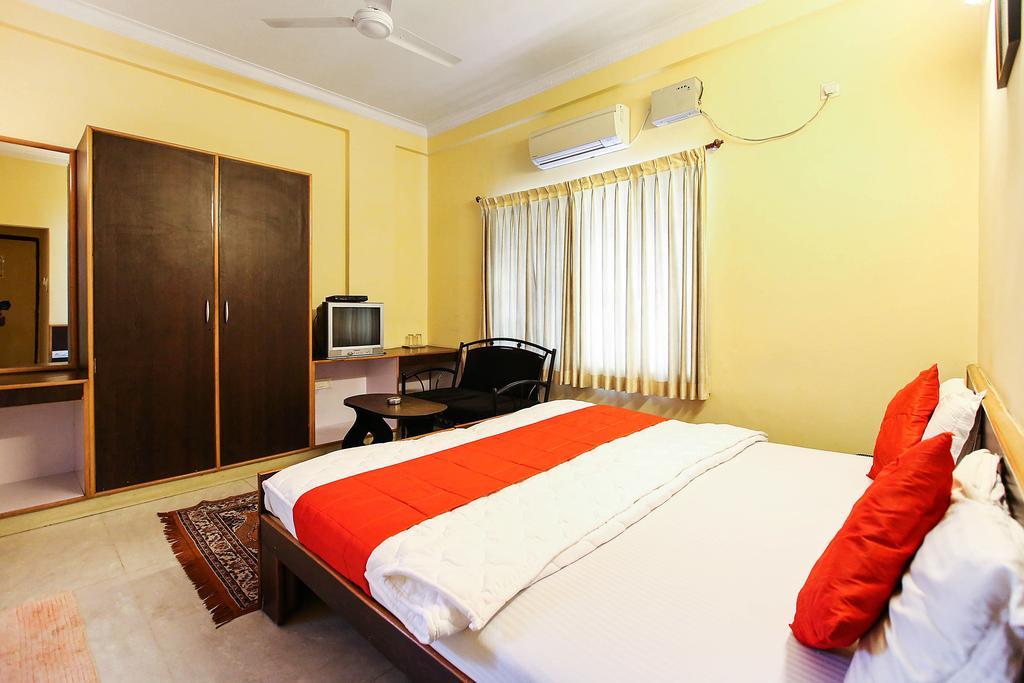 Oyo 4606 Hotel Maple Green Suites Bangalore Room photo